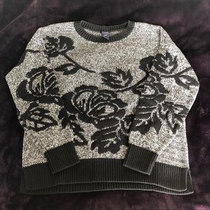 Gap sweater with flower print